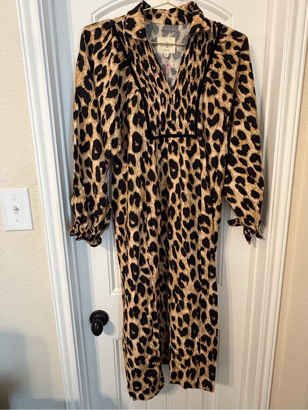 Umgee Black and Tan Leopard Print V-Neck Dress - Picture 2 of 5